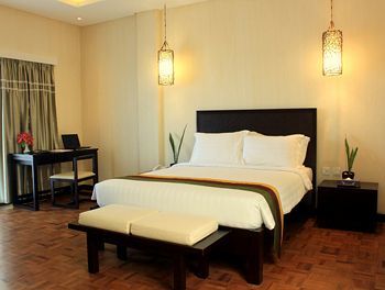 The Oriental Leyte Hotel Palo Exterior photo