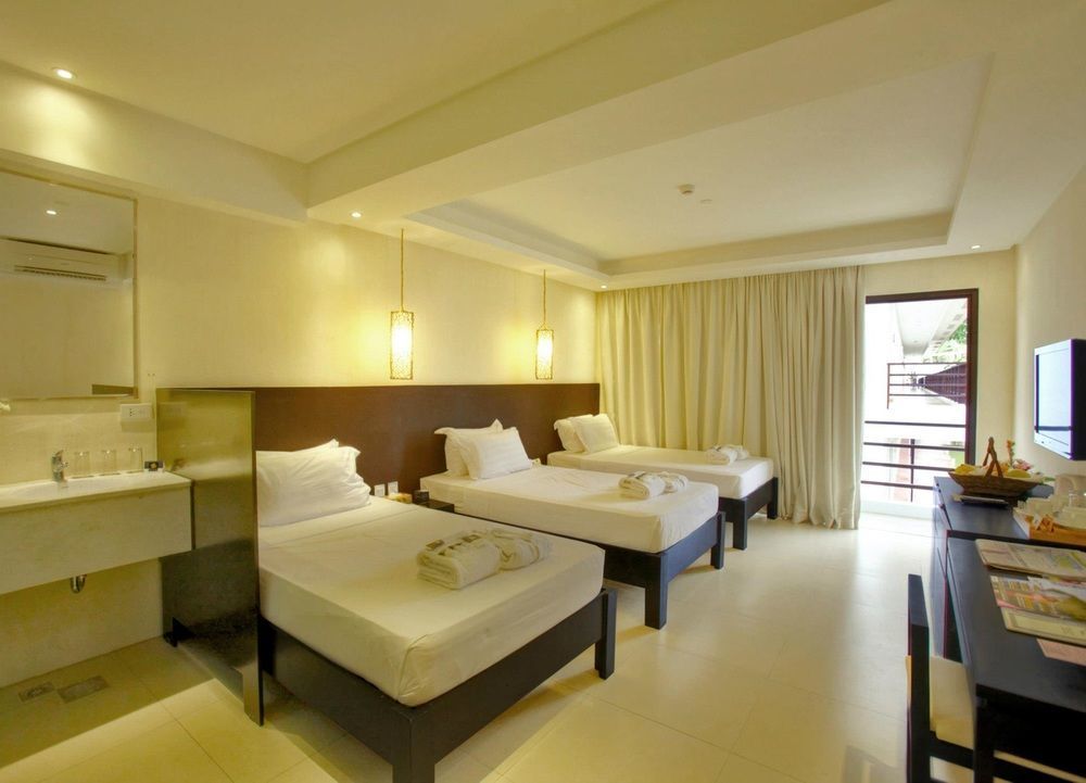 The Oriental Leyte Hotel Palo Exterior photo